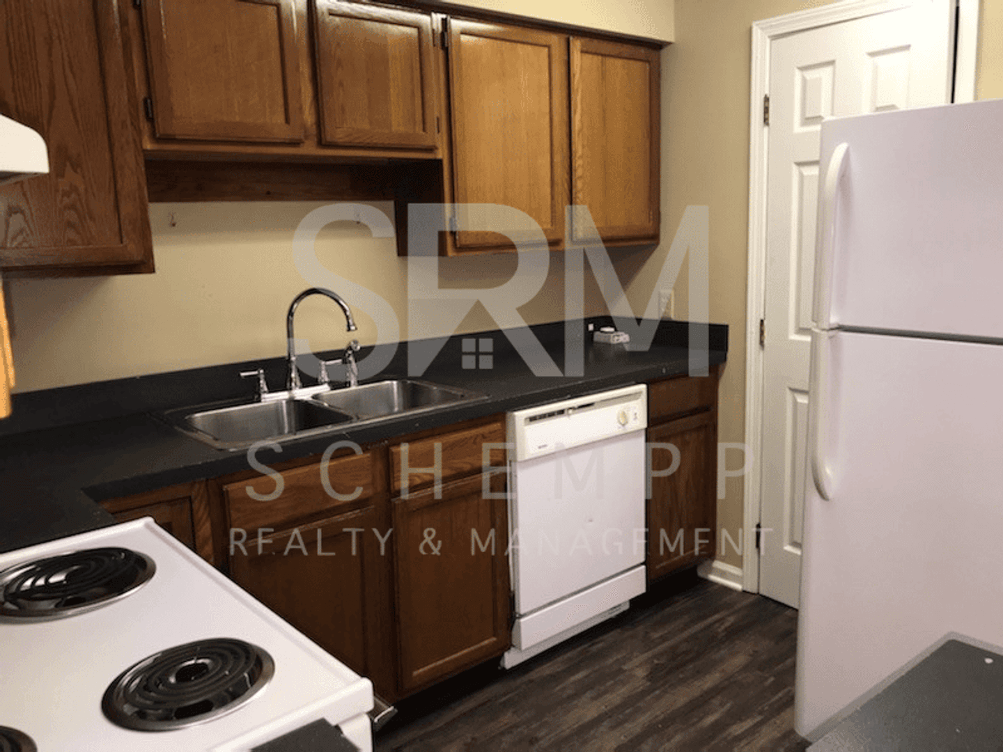 Jeffersonville Apartment: 807-809 East Maple Street