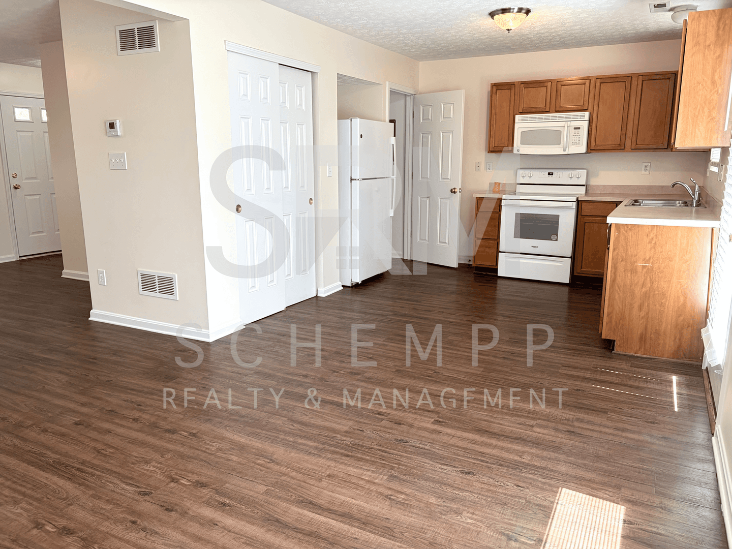 Louisville House: 7022 Shanty Creek Drive