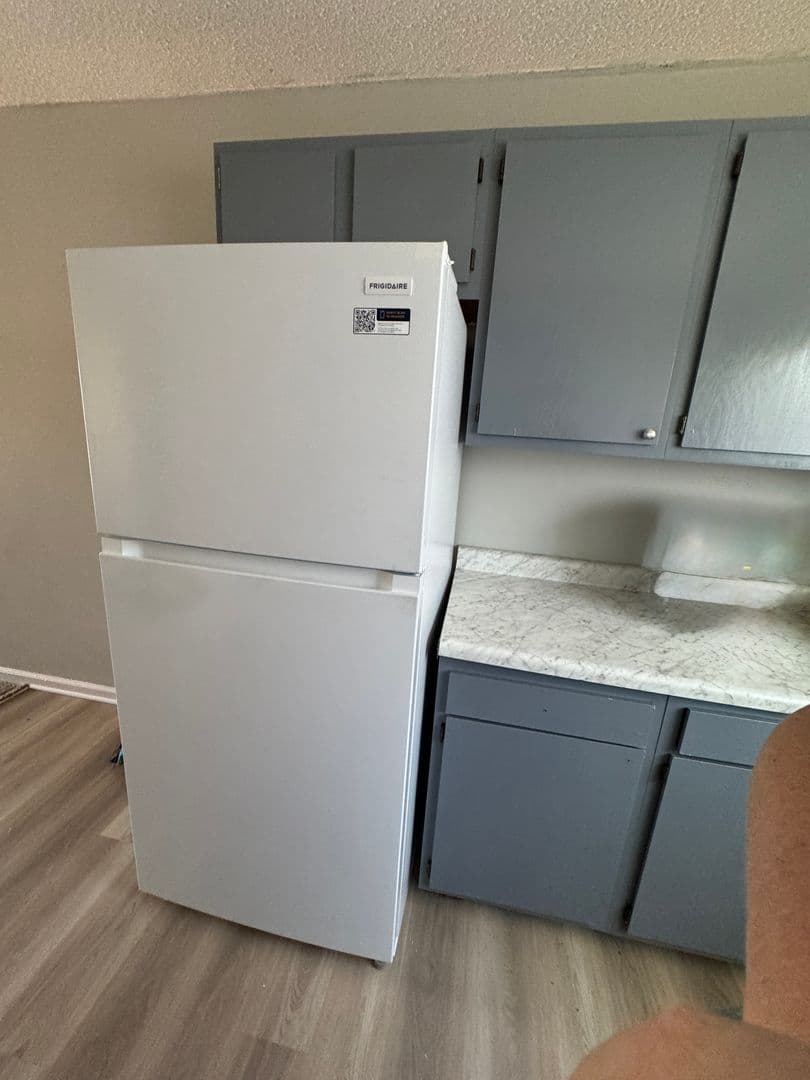 Louisville Apartment: 1519 Crums Lane