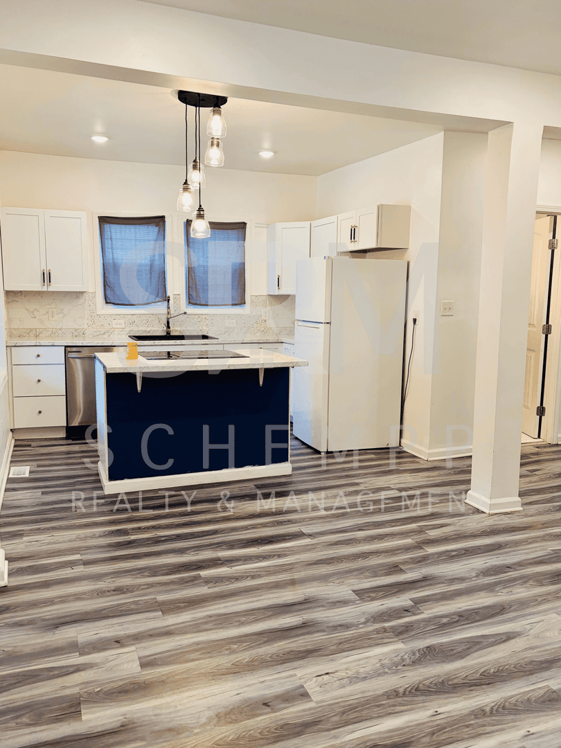 Louisville House: 826 S. 38th