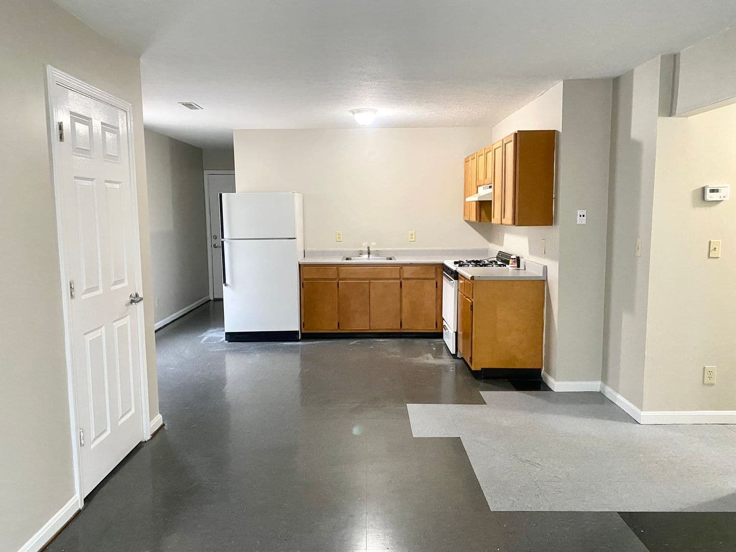 Louisville House: 3149 Vermont Ave