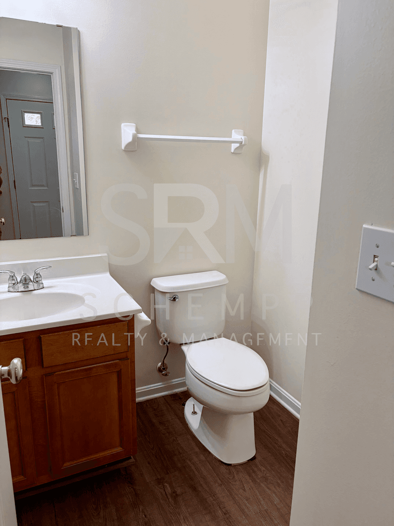 Louisville House: 7022 Shanty Creek Drive