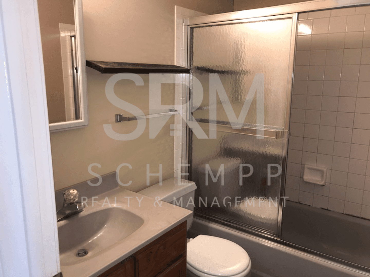 Jeffersonville Apartment: 807-809 East Maple Street