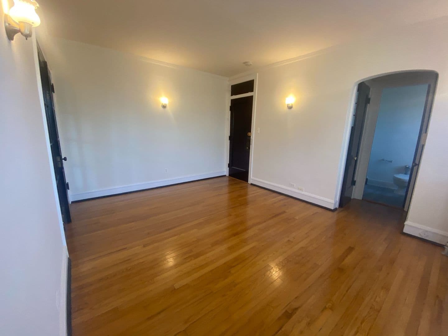 Chicago Apartment: 4830-34 N. Wolcott Ave.