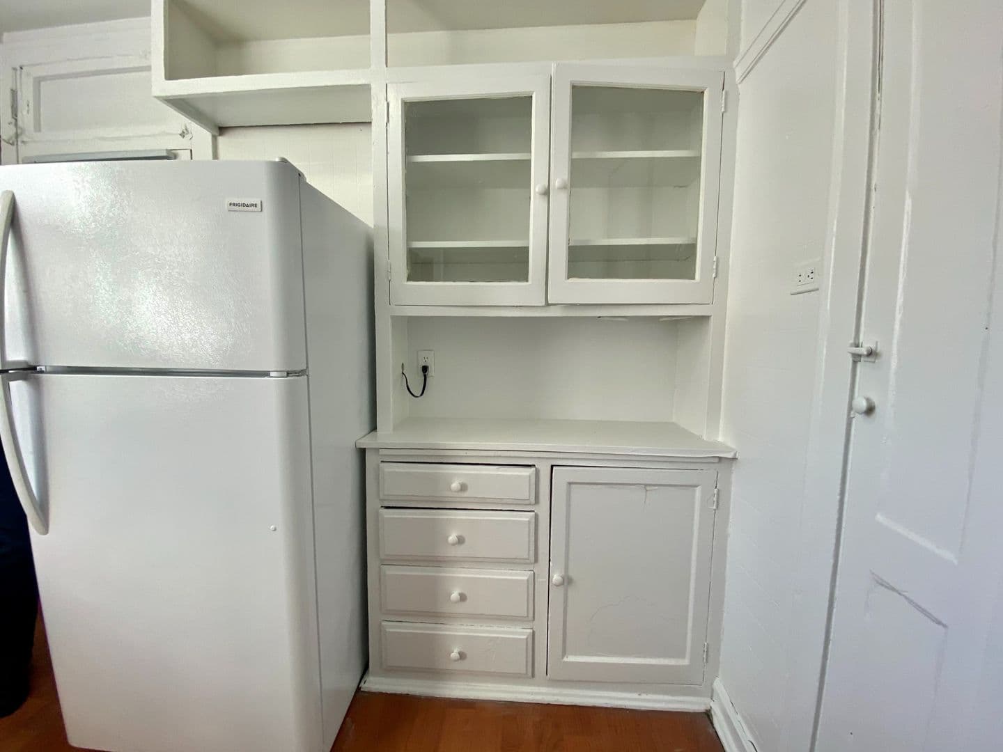 Chicago Apartment: 2554-68 W. Estes Ave.