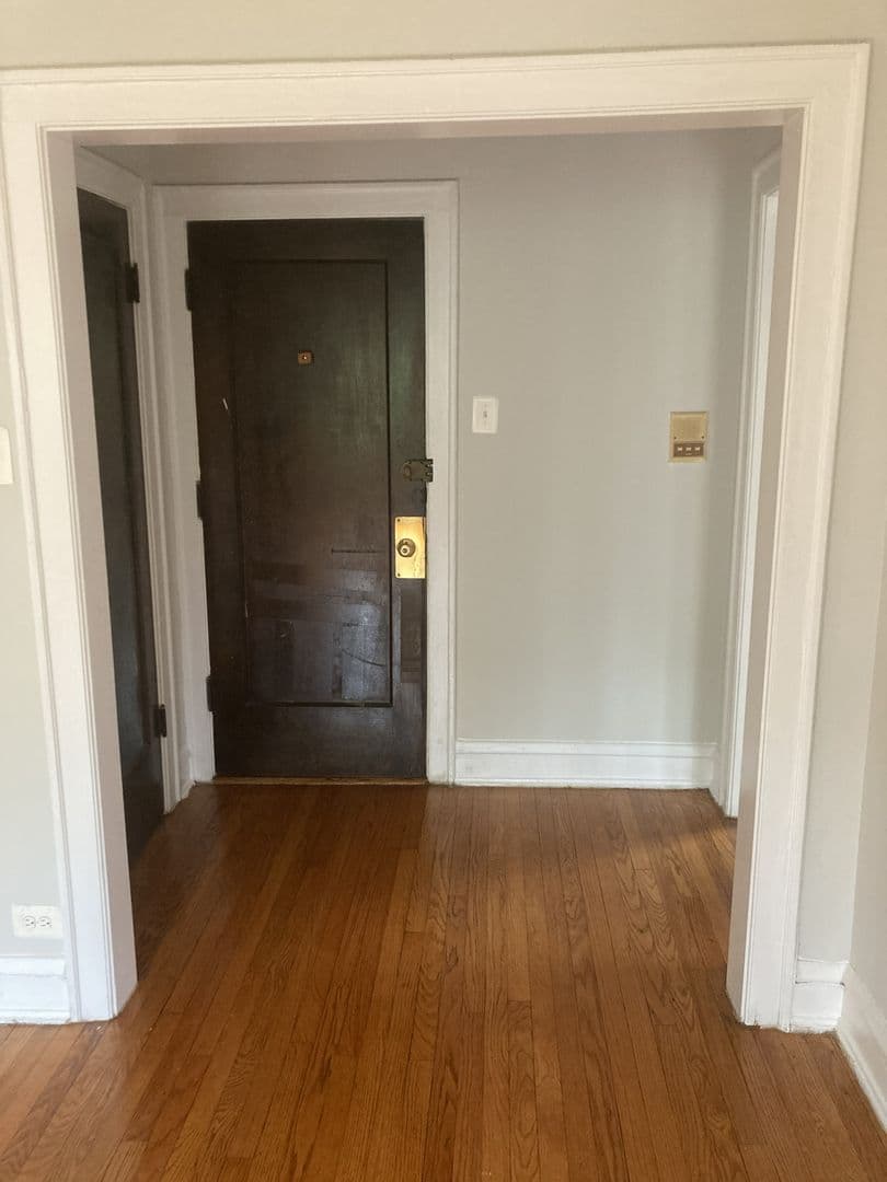 Chicago Apartment: 1407-15 W. Sherwin Ave.
