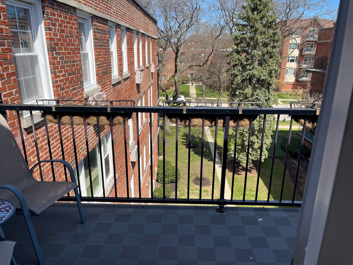 Evanston Apartment: 2620 Central St.
