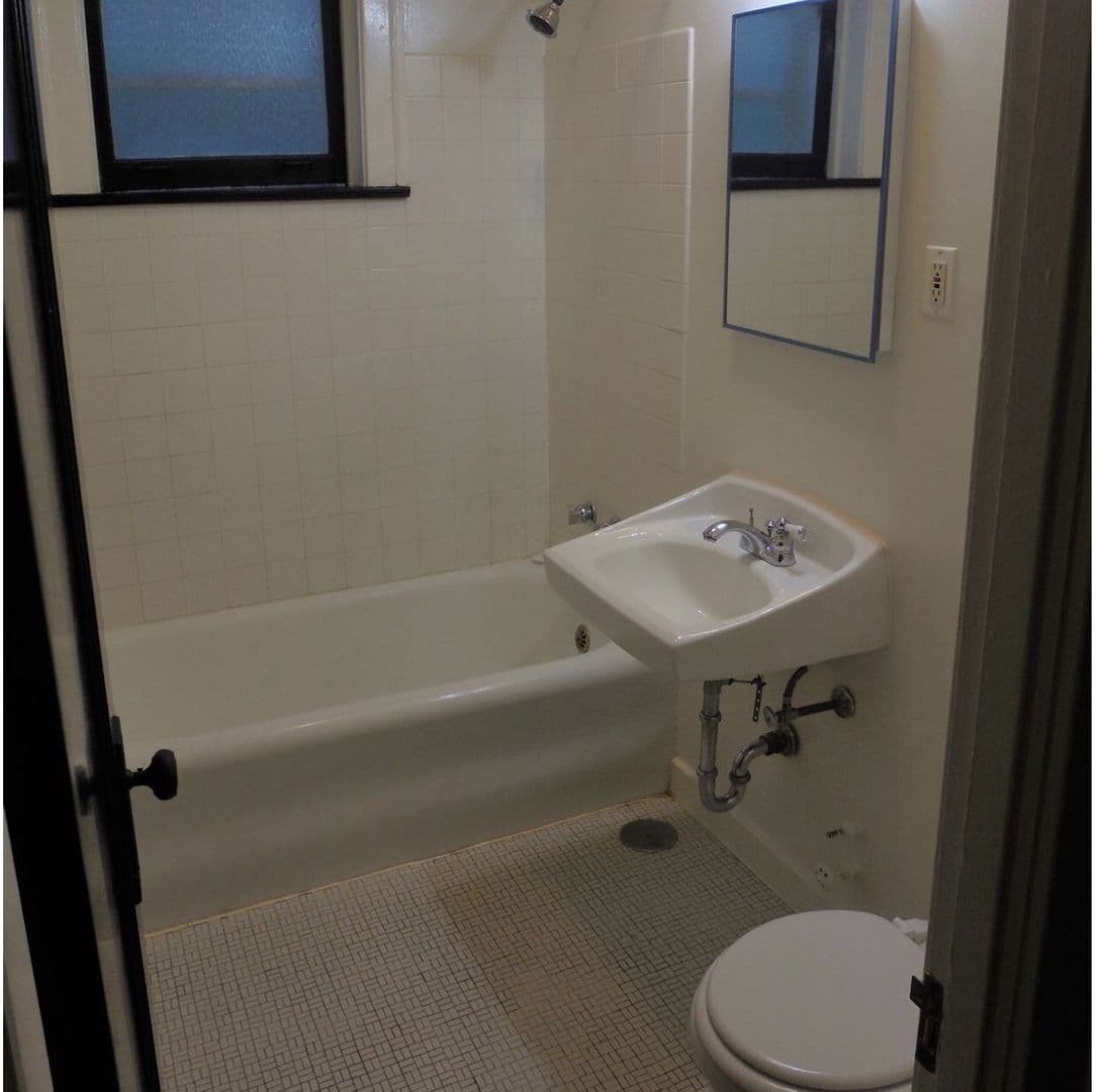 Chicago Apartment: 4830-34 N. Wolcott Ave.