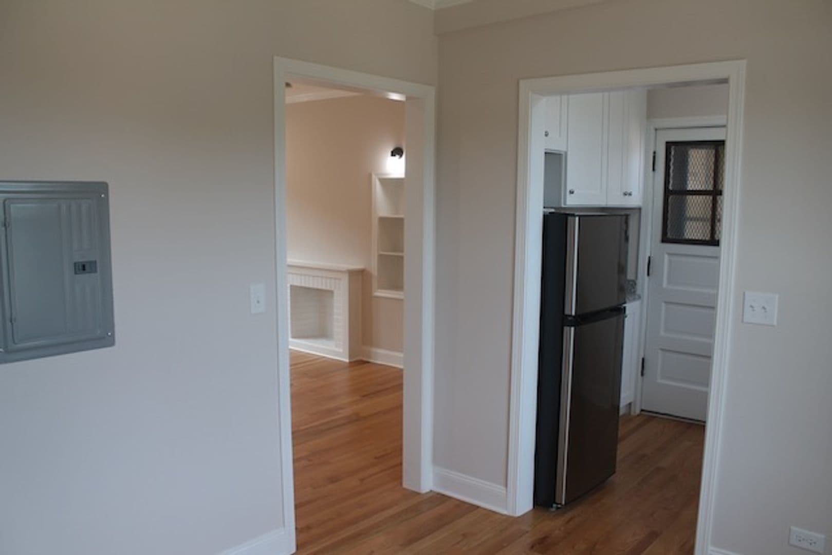 Chicago Apartment: 5643-49 N. Washtenaw Ave.