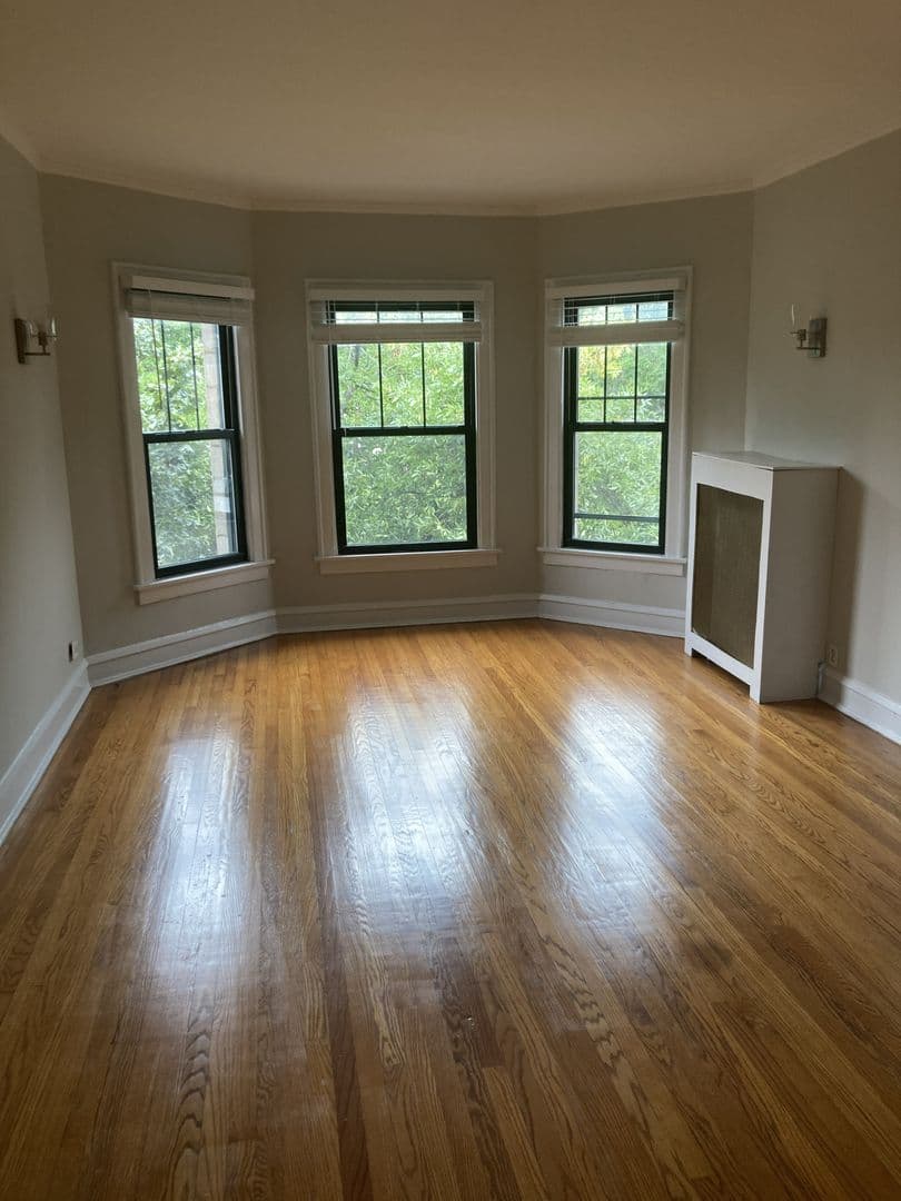 Chicago Apartment: 1407-15 W. Sherwin Ave.