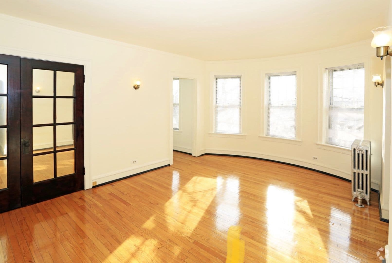 Chicago Apartment: 4830-34 N. Wolcott Ave.