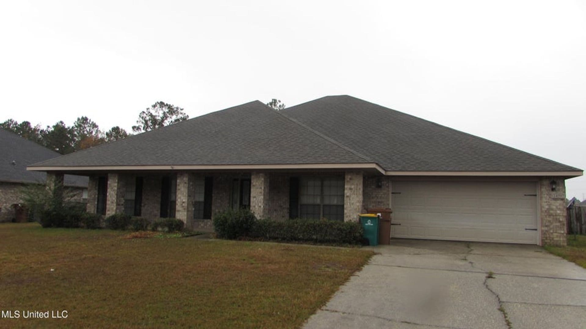 Biloxi House: 14597 Bruce Cove South