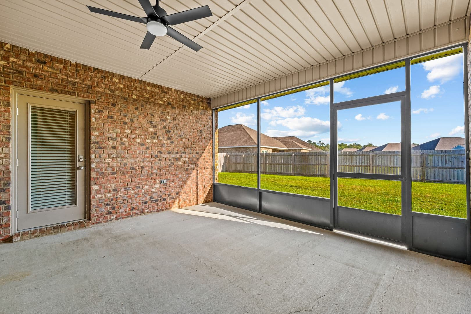long beach House: 4016 Lighthouse Drive