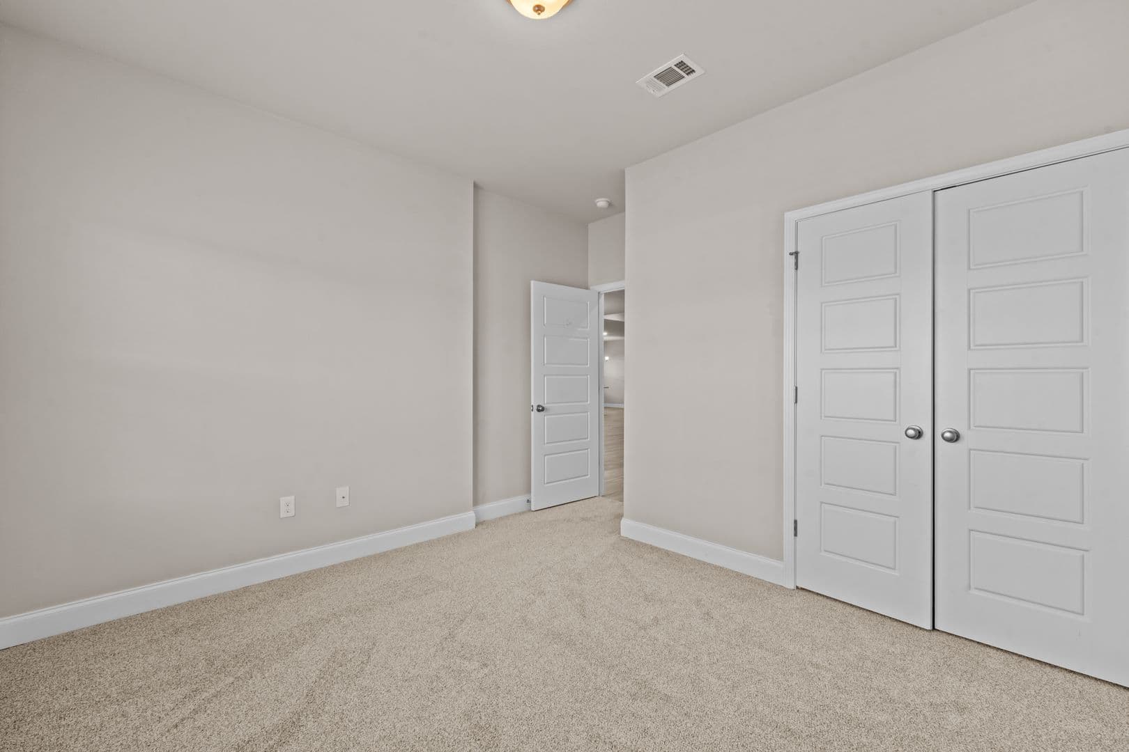 long beach House: 4016 Lighthouse Drive