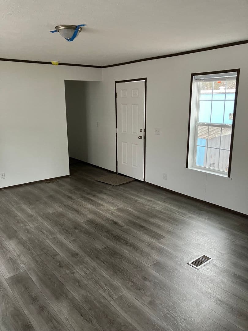 Stevens Point Apartment: 1430 Torun Road