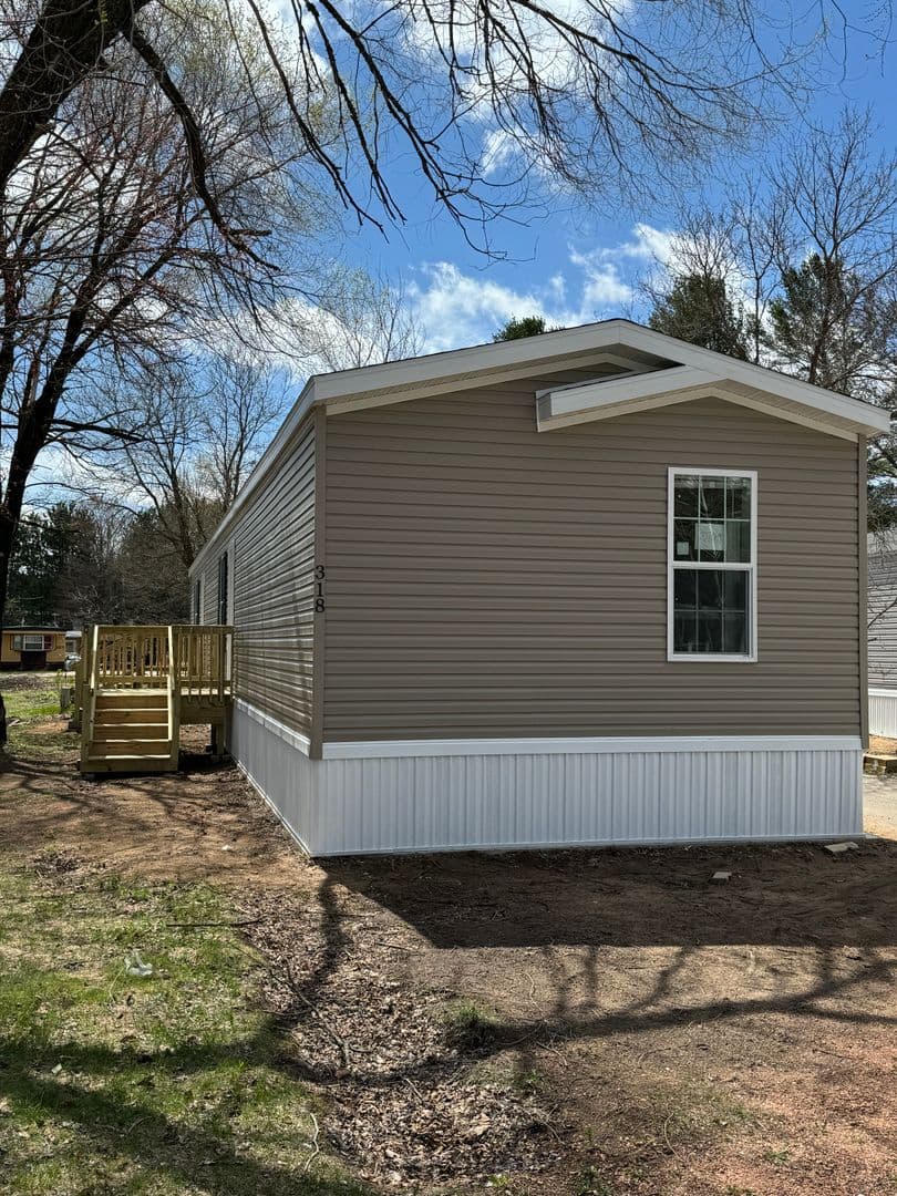 Stevens Point Apartment: 1430 Torun Road