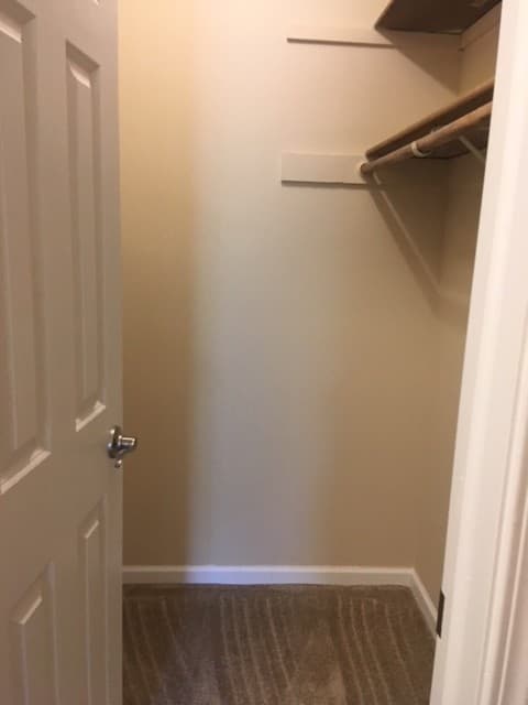 OMAHA Apartment: RUBIN 14
