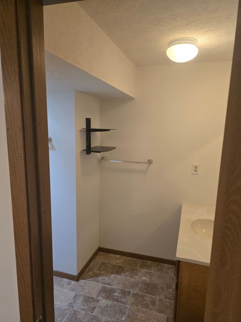 OMAHA Apartment: SCHWALB HOMES