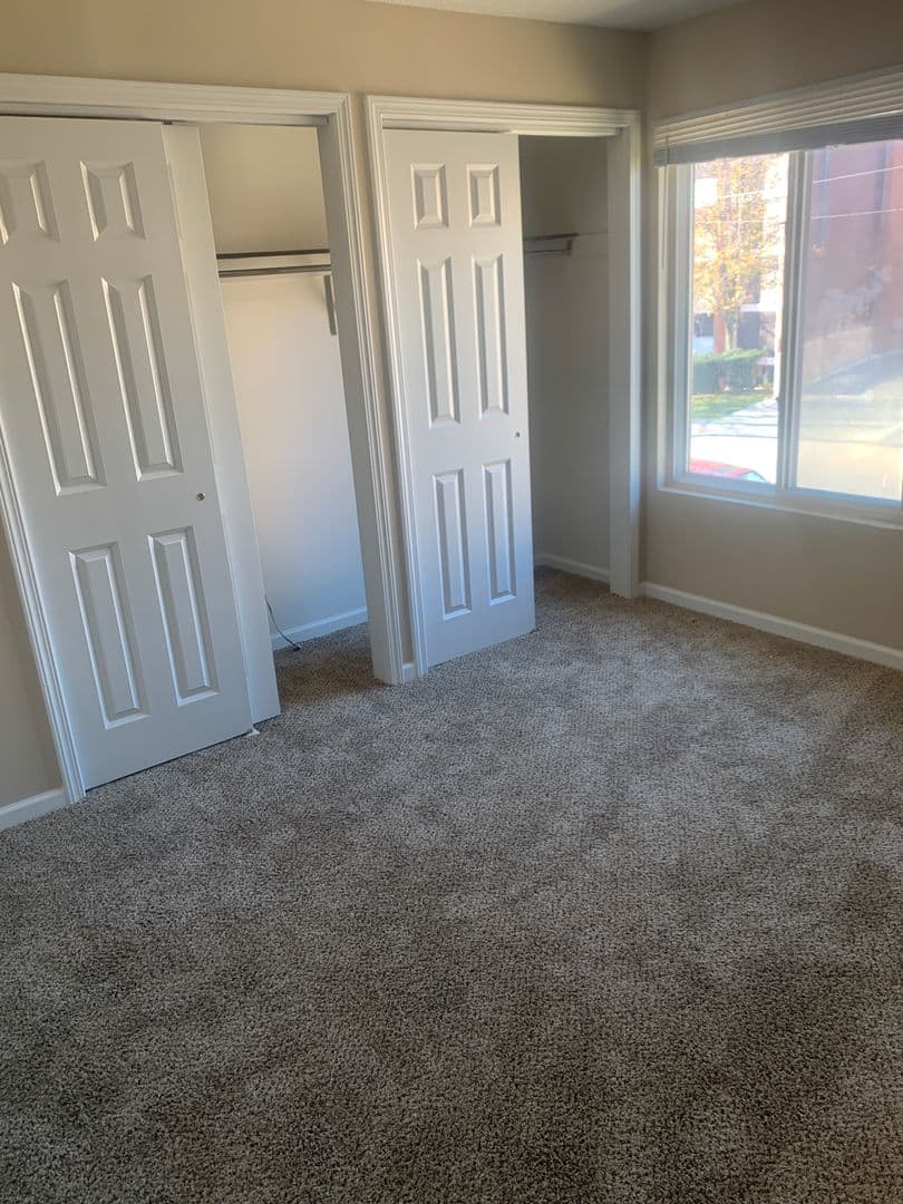 Omaha Apartment: Jackson Square LLC