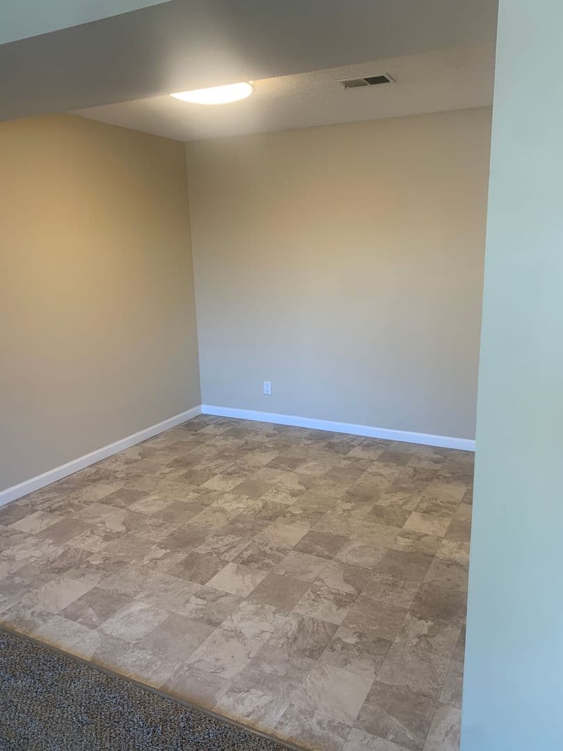 Omaha Apartment: Jackson Square LLC