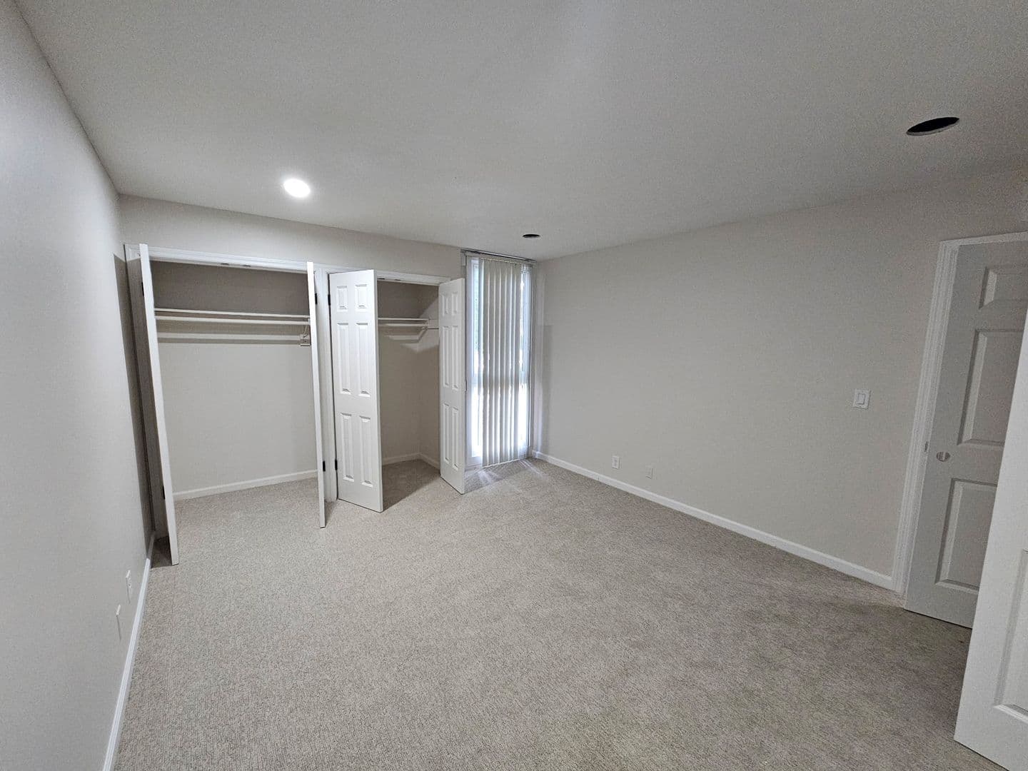 Omaha Apartment: 3724 Jackson Street