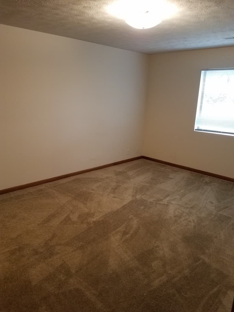 OMAHA Apartment: CRYER PLACE