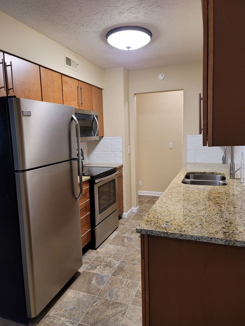OMAHA Apartment: RUBIN 14