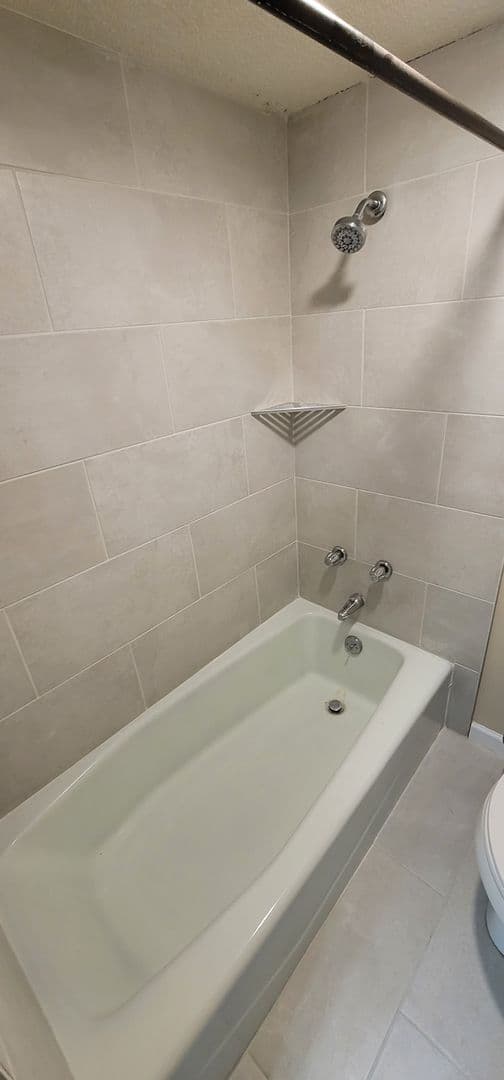 Omaha Apartment: Jackson Square LLC