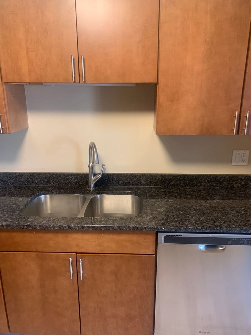 Omaha Apartment: Jackson Square LLC