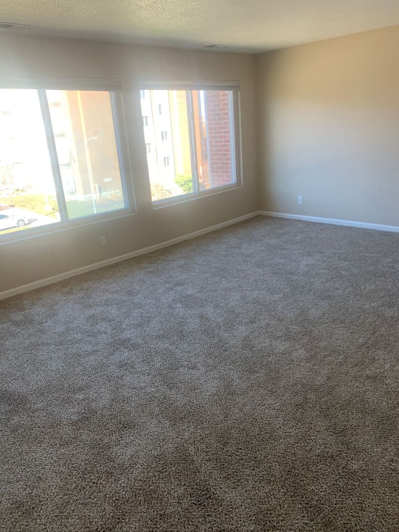 Omaha Apartment: Jackson Square LLC
