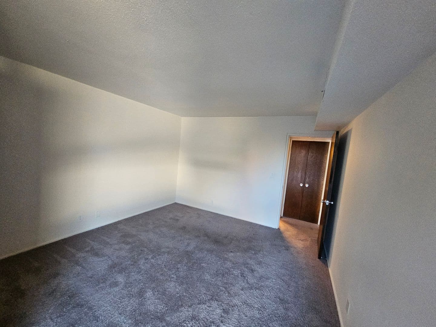 Omaha Apartment: 3724 Jackson Street