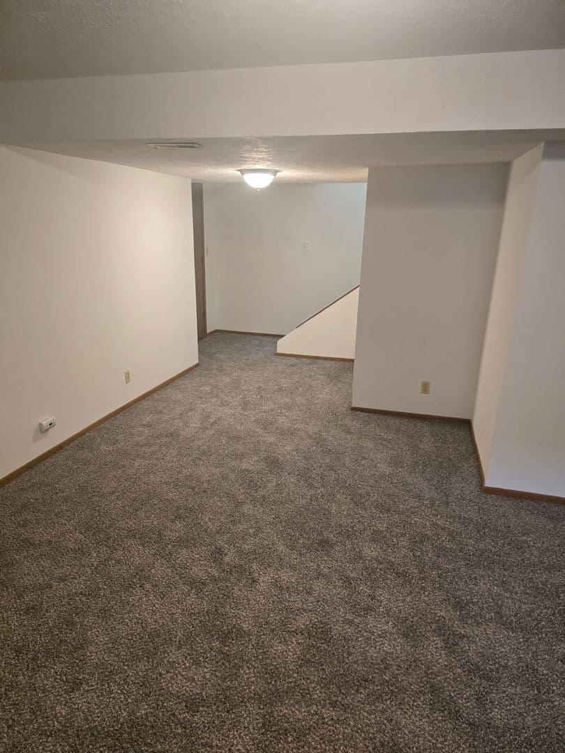 OMAHA Apartment: SCHWALB HOMES
