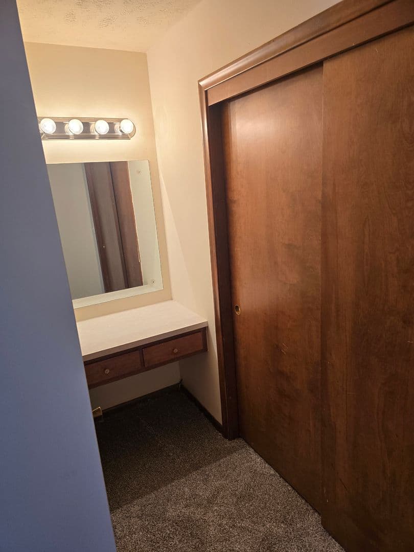 Omaha Apartment: 621 N. 48th Street