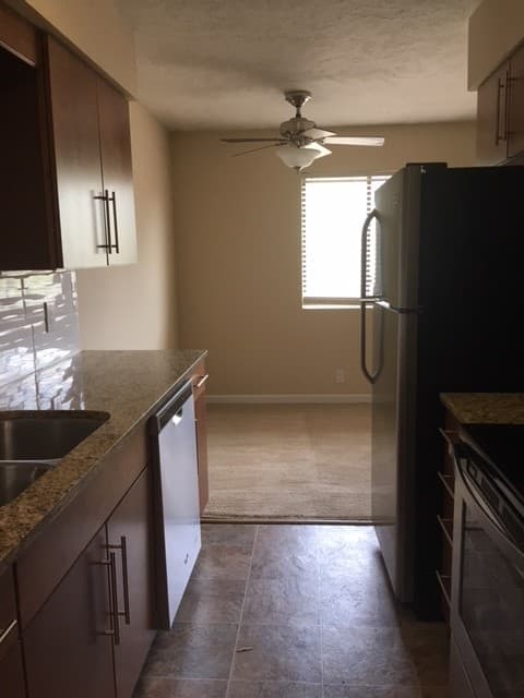 OMAHA Apartment: RUBIN 14