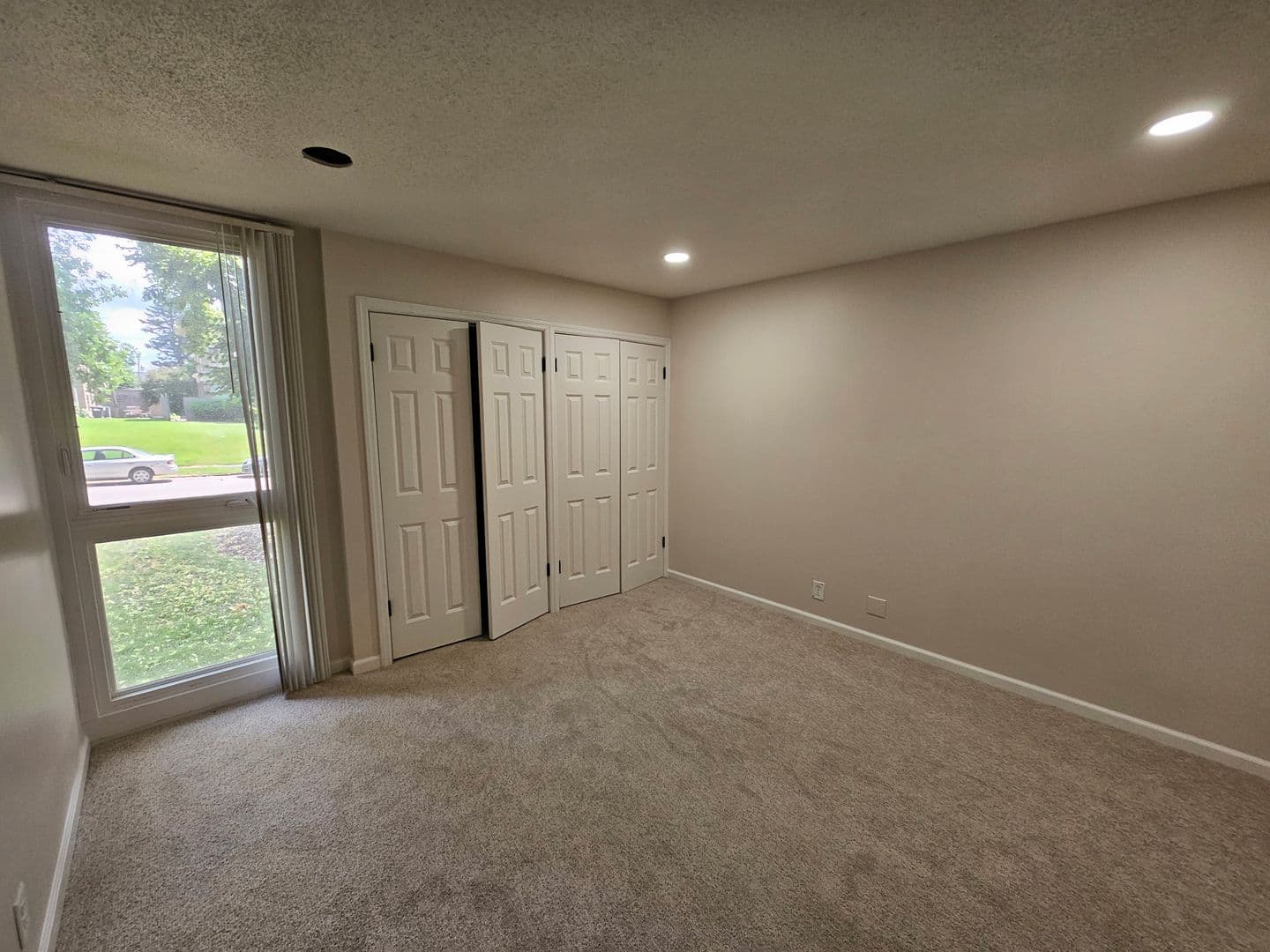 Omaha Apartment: 3724 Jackson Street