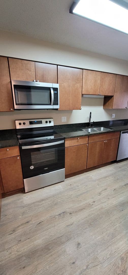 Omaha Apartment: Jackson Square LLC