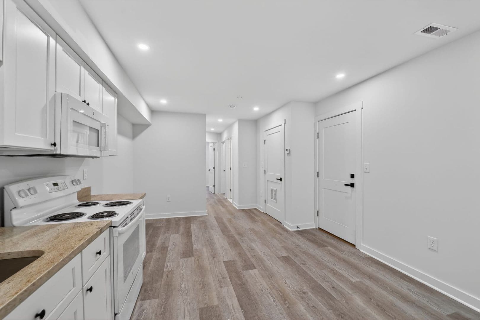 Washington Apartment: 1321 Anacostia Road SE