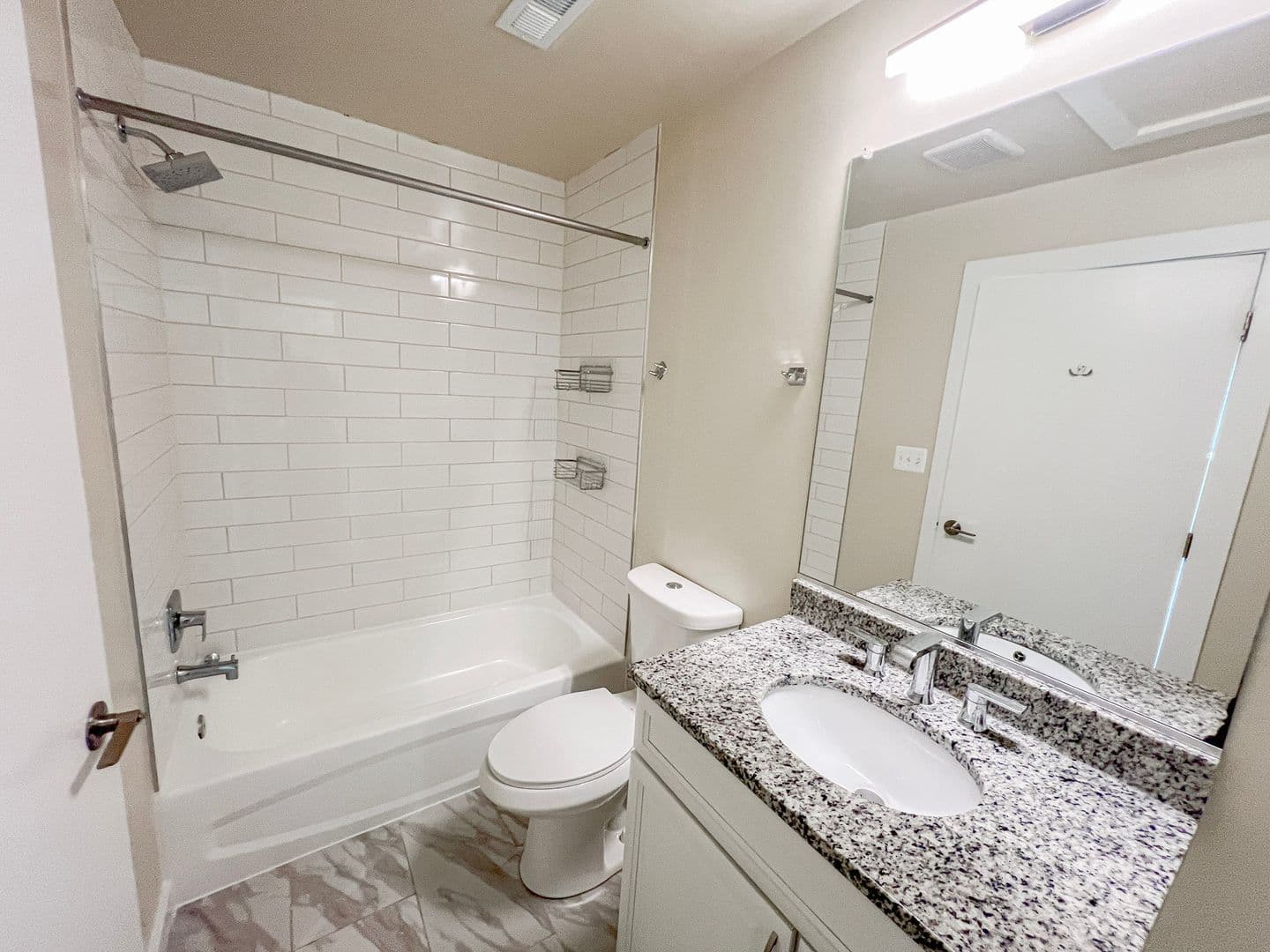 Washington Apartment: 845 Upshur St NW