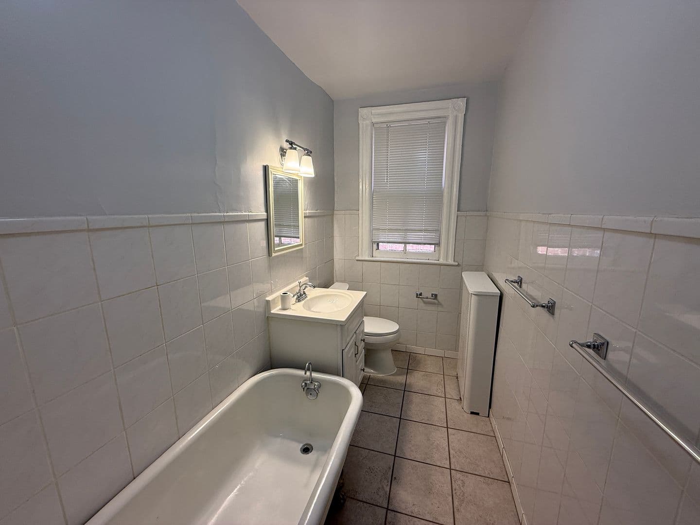 Washington Apartment: 2030 North Capitol Street NW