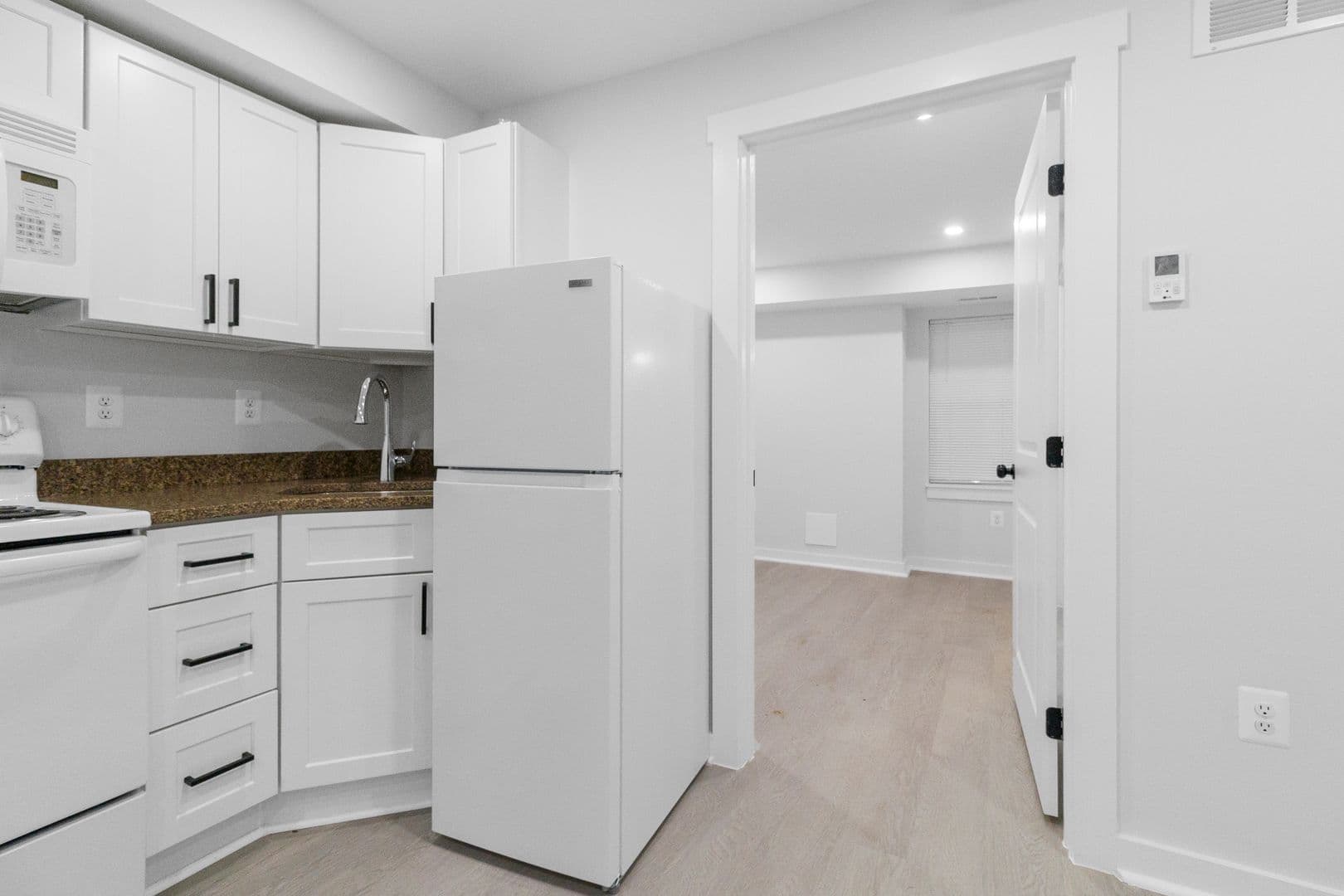 Washington Apartment: 54 Rhode Island Ave NW