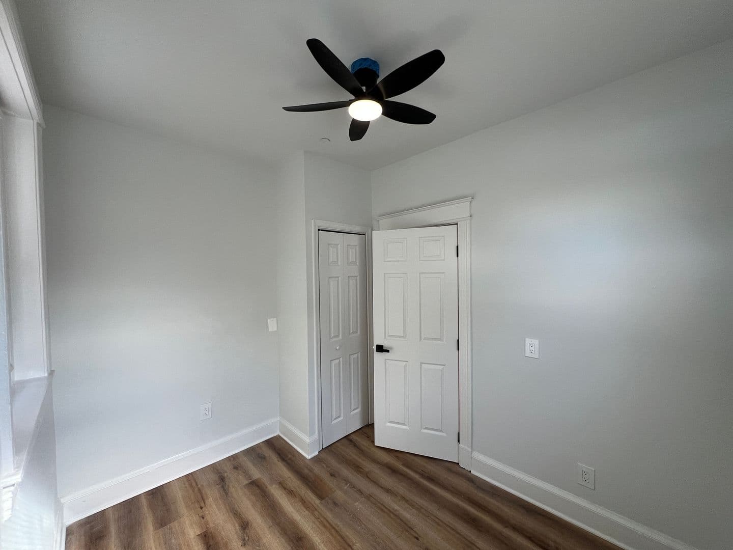 Washington Apartment: 1941 16th St SE