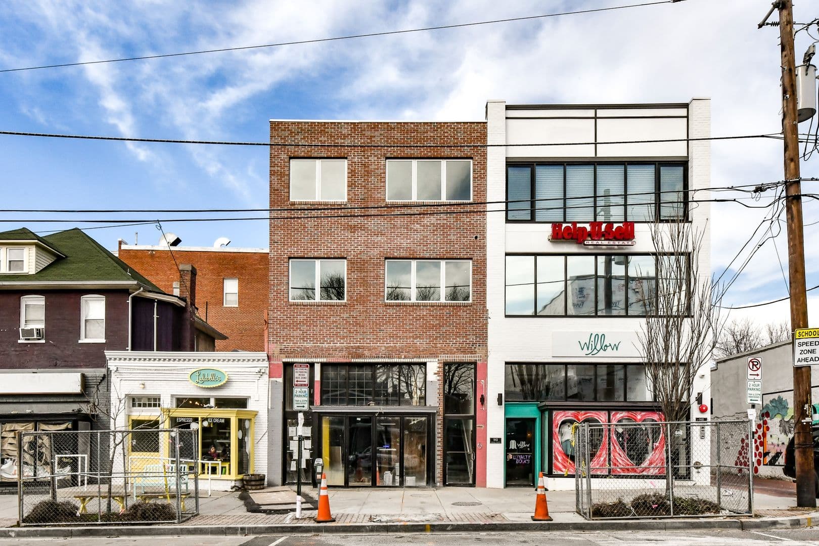 Washington Apartment: 845 Upshur St NW