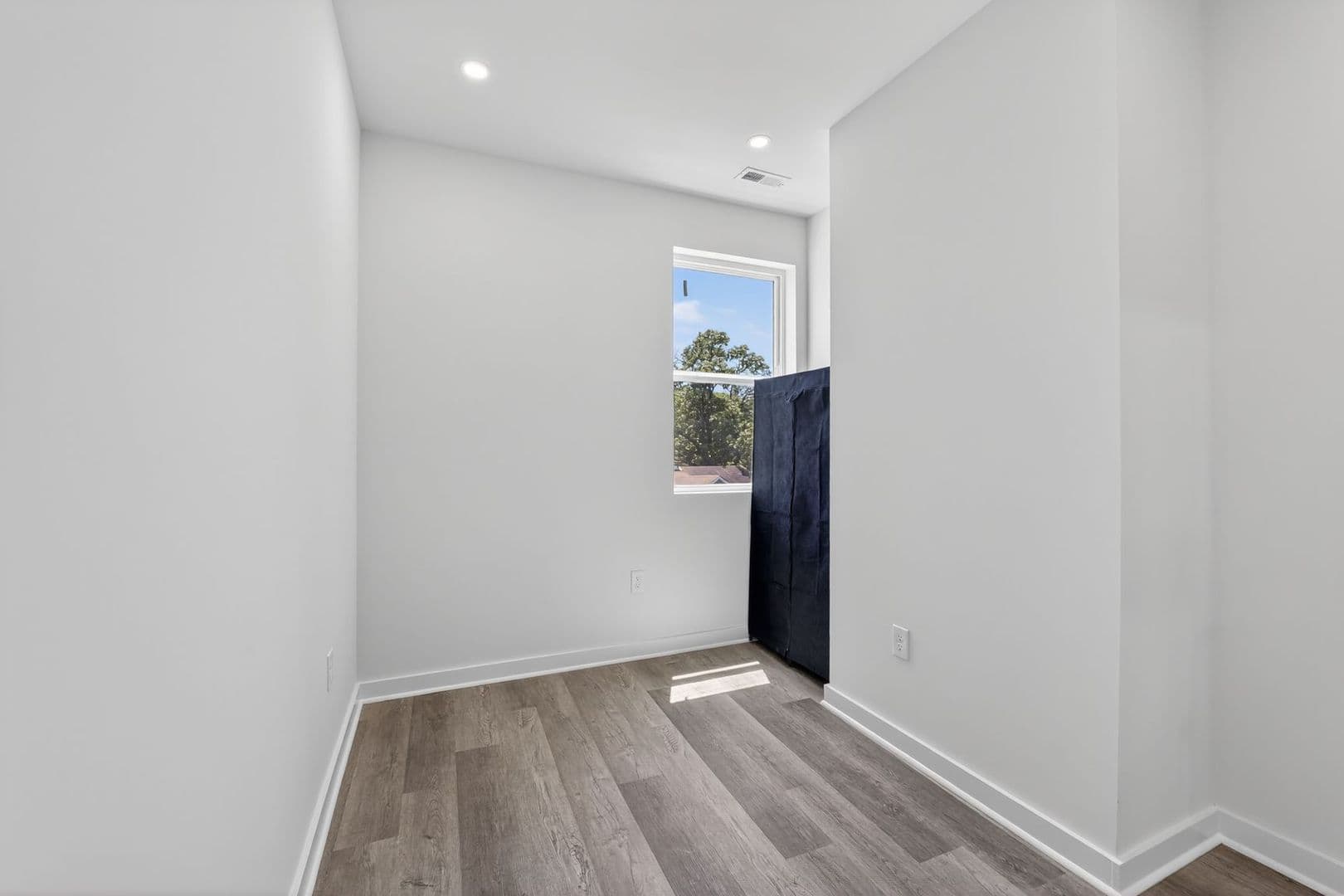 Washington Apartment: 1321 Anacostia Road SE