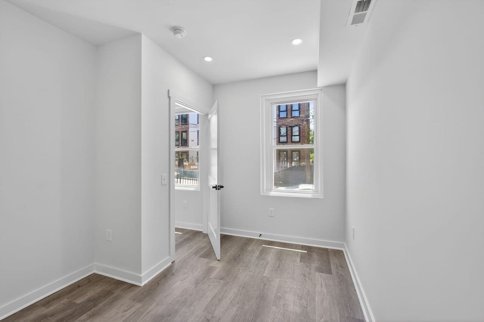 Washington Apartment: 1321 Anacostia Road SE