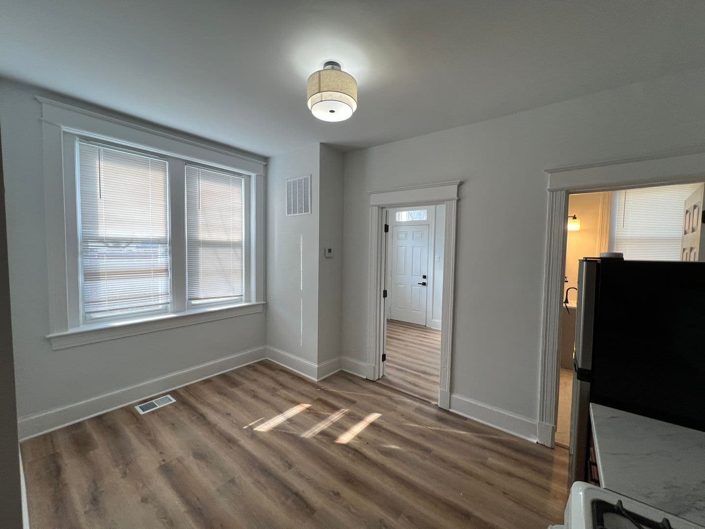 Washington Apartment: 1941 16th St SE
