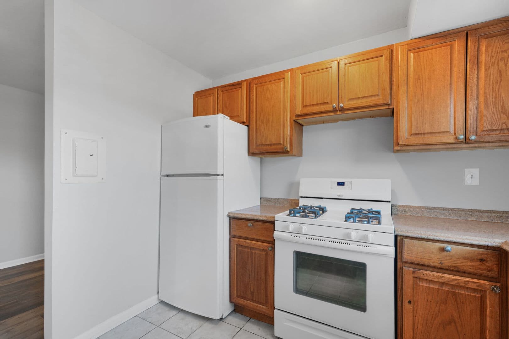 Washington Apartment: 1717 S St SE