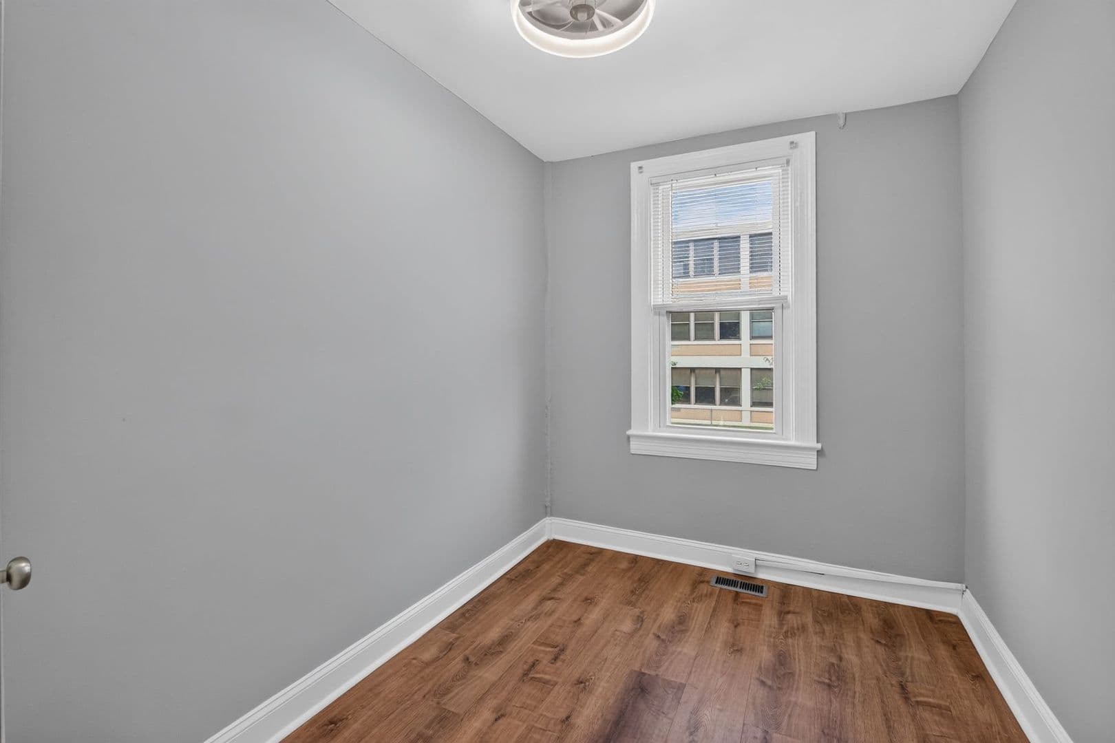 Washington Townhome: 1921 Gales St NE