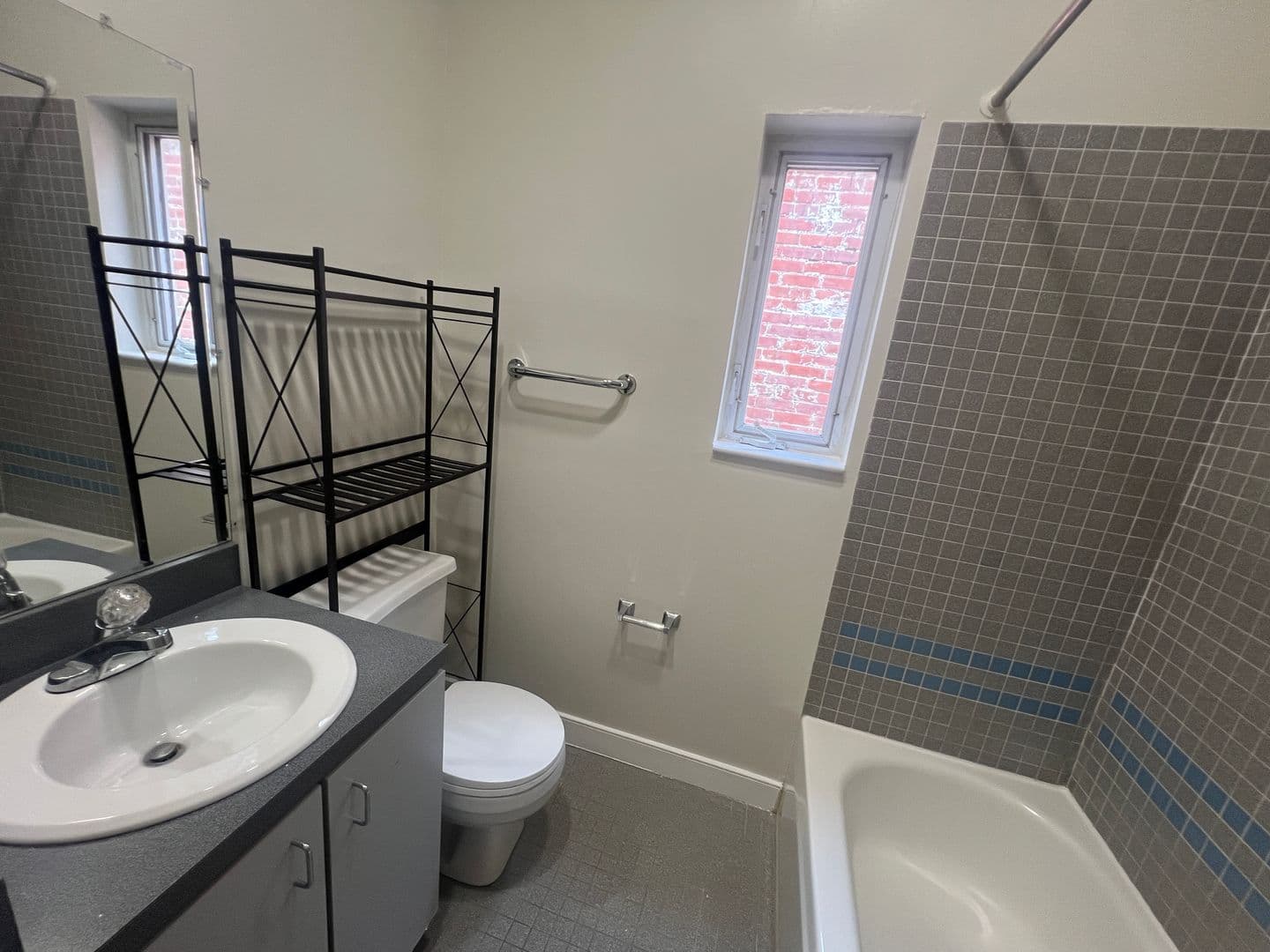 Washington Apartment: 459 M St NW