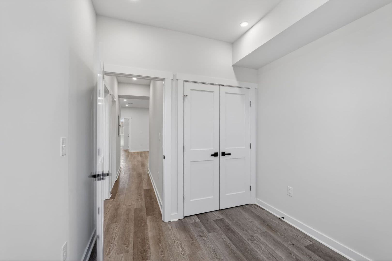 Washington Apartment: 1321 Anacostia Road SE