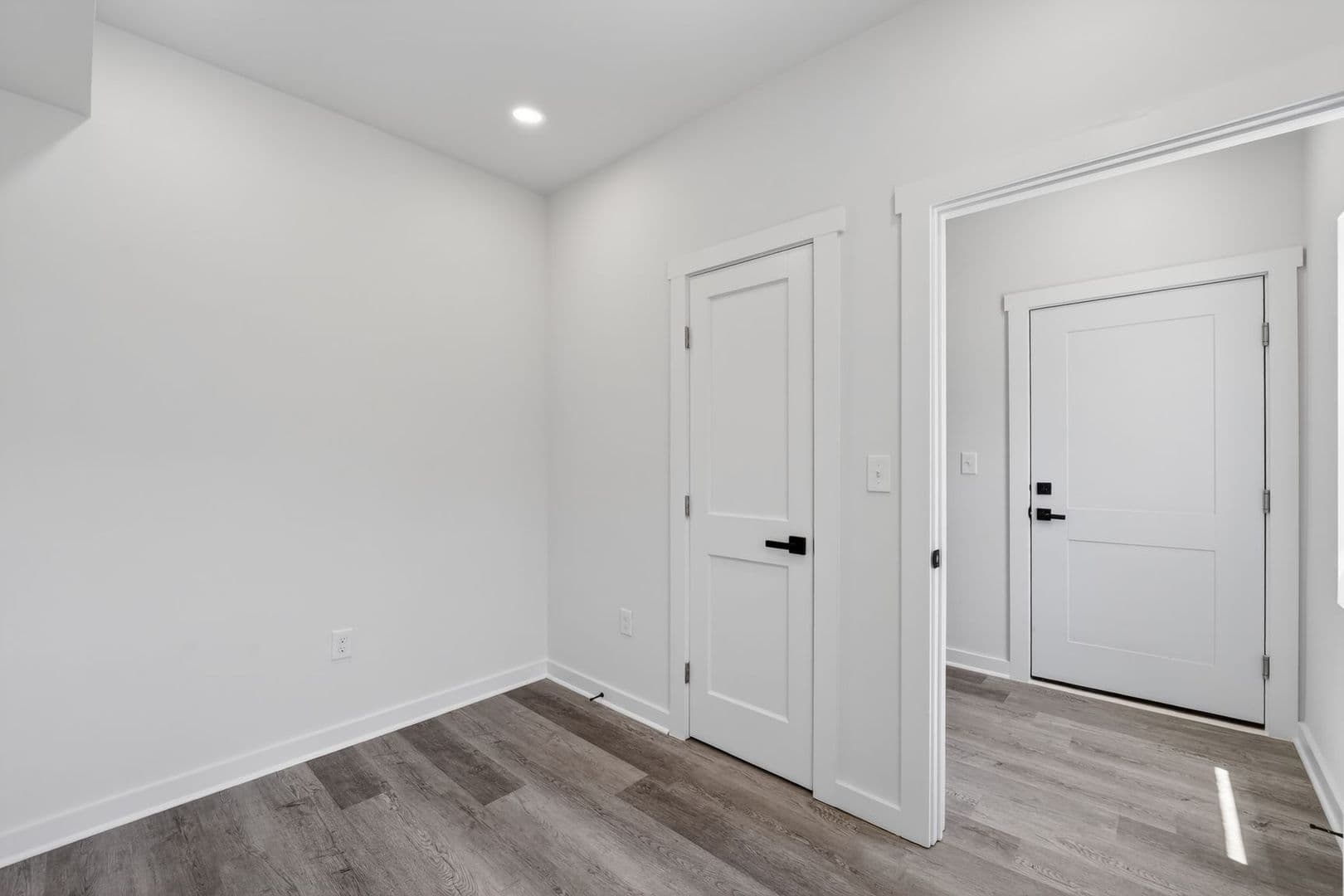 Washington Apartment: 1321 Anacostia Road SE